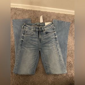 American Eagle Skinny Kick Jeans